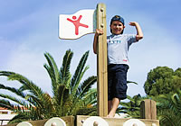 Los Cristianos tarjoaa lapsille ilmaisen leikkipaikan rannalla